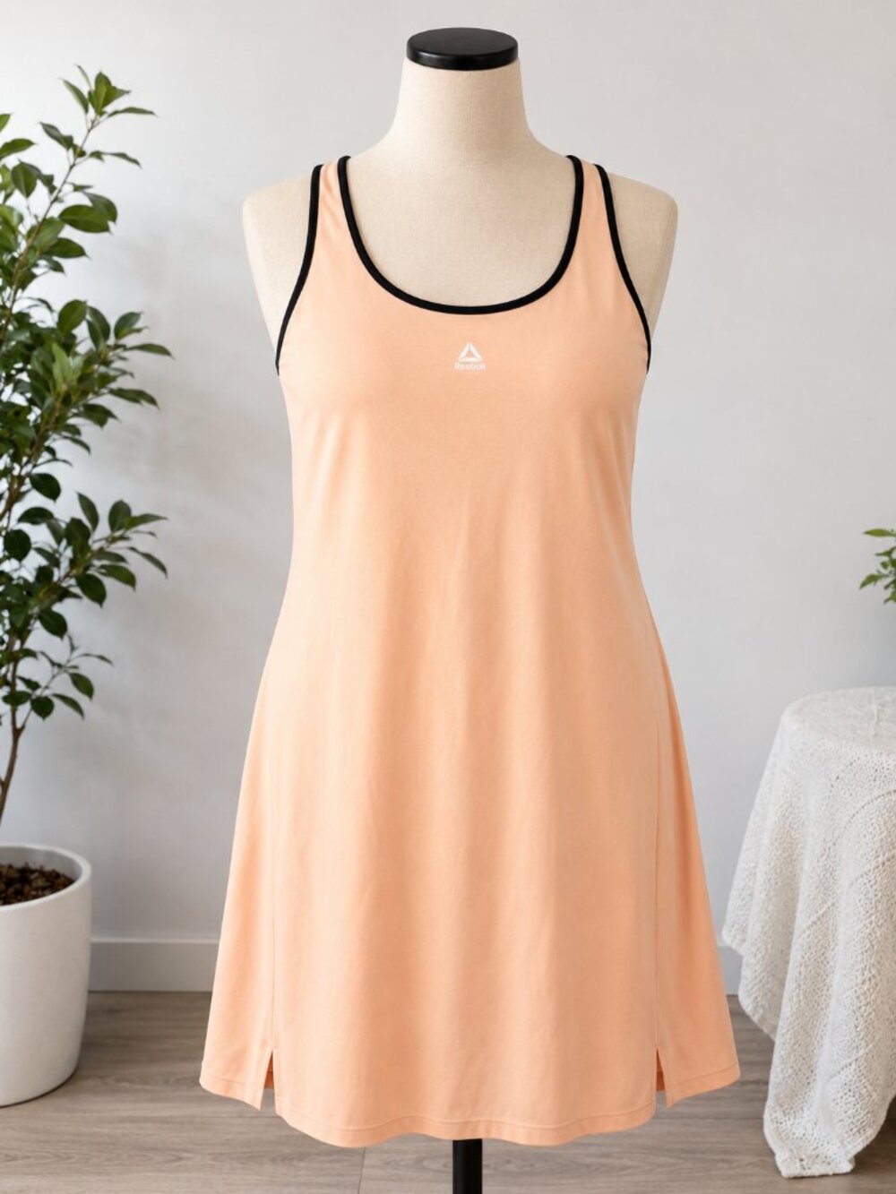 Reebok Tennis Dress XL Athletic Peach Parfait Activewear Dress Built-In Liner